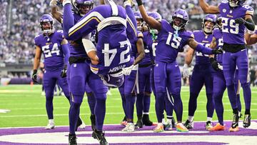 At U.S. Bank Stadium, the Minnesota Vikings host the Chicago Bears in a Week 15 Monday Night Football clash.