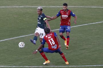 Con un doblete del argentino Luciano Pons, el cuadro antioqueño se impuso 2-0 ante el actual campeón del fútbol colombiano, que todavía no gana en el torneo.