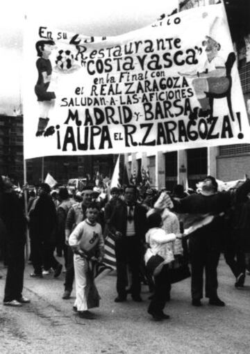 Los seguidores son el alma del fútbol, el jugador número doce. El fútbol desde sus comienzos despertó pasiones y arrastró masas. Seguidores del Zaragoza. 