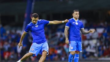 “Ángel le quiere dar toda la prioridad a Cruz Azul, quiere esperarlos, pero no responden”