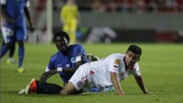 Rabello, en un partido con el Sevilla.