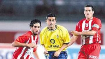 <b>MÁS JUEGO.</b> La ausencia de los titulares da minutos a los canteranos