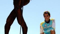 "Con su equipo, Armstrong parte con una gran ventaja"