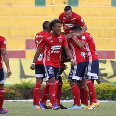 Medellín vence a Bucaramanga y está a un paso de la clasificación