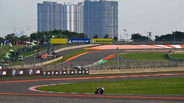 Prima Pramac Racing's Spanish rider Jorge Martin steers his bike during a practice session ahead of the Indian MotoGP Grand Prix at the Buddh International Circuit in Greater Noida on the outskirts of New Delhi, on September 22, 2023. (Photo by Money SHARMA / AFP)