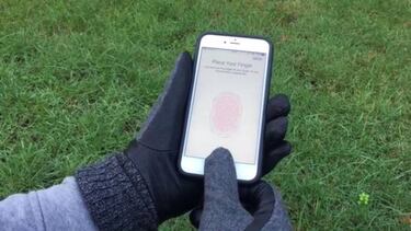 Estas pegatinas te permiten utilizar tu móvil aunque lleves guantes