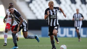 Soccer Football - Carioca Championship - Botafogo v Bangu - Nilton Santos Stadium, Rio de Janeiro, Brazil - March 15, 2020   Botafogo&#039;s Keisuke Honda in action during the match played behind closed doors as the number of coronavirus cases grows worldwide  REUTERS/Ricardo Moraes
 PUBLICADA 17/03/20 NA MA26 1COL