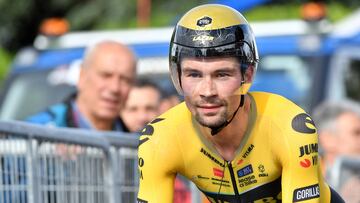 Cycling - Giro d'Italia - Stage 9 - Savignano sul Rubicone to Cesena Tudor ITT - Italy - May 14, 2023 Jumbo – Visma's Primoz Roglic in action during the individual time trial REUTERS/Jennifer Lorenzini