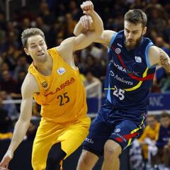 El MoraBanc no falla en casa y agudiza la crisis del Barça