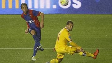 Epic relegation battle in the torrential Valencian rain