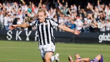 01/12/24 PARTIDO SEGUNDA DIVISION
CD CASTELLON - MALAGA
GOL THOMAS VAN DEN BELT 1-0 ALEGRIA