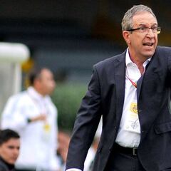 Pelusso: "El gran talento europeo es Hazard y se cae con la pelota"