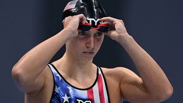 USA's Kathleen Ledecky prepares to compete in the final of the women's 200m freestyle swimming event during the Tokyo 2020 Olympic Games at the Tokyo Aquatics Centre in Tokyo on July 28, 2021. (Photo by Oli SCARFF / AFP)