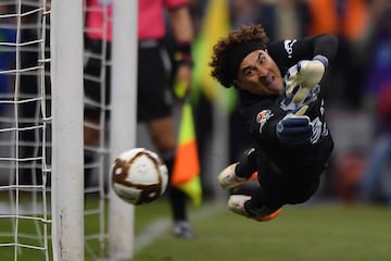 Pese a su gran calidad, Paco Memo carga con un historial de goleadas en su carrera, además de sus problemas técnicos en la salida.