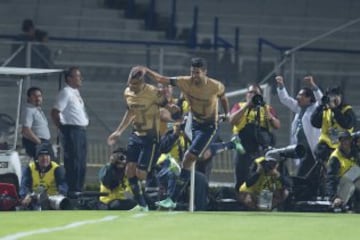 El festejo del primer gol de Pumas