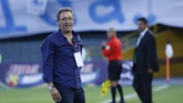 Ricardo Lunari, t&eacute;cnico de Millonarios, no podr&aacute; dirigir ni el cl&aacute;sico ante Santa Fe ni el partido ante Junior en Barranquilla. 