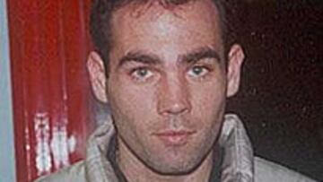 <B>SE RETIRA.</B> Javier Artero, Dundee United, se retira del fútbol profesional por su esclerosis múltiple.