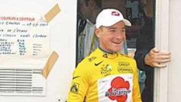 <b>DANDO EJEMPLO. </b>El frances Voeckler, un comprometido con la lucha antidopaje, saliendo ayer del control.