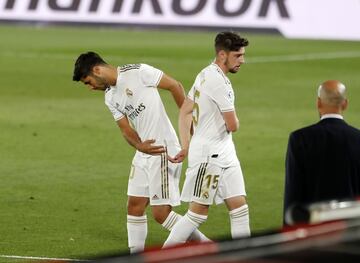 Fede Valverde fue sustituido por Marco Asensio. El jugador balear volvió tras casi 11 meses de recuperación de su lesión de rodilla.