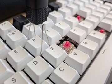 Corsair Gaming, Vanguard 96, tecnología, teclado