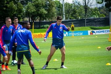 La Selección Colombia entrena en Bogotá pensando en el amistoso del domingo contra Perú.