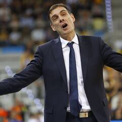 Pulla de Bartzokas al Barça: "Lo fácil es culpar al entrenador..."