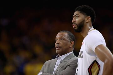 Anthony Davis y Alvin Gentry.