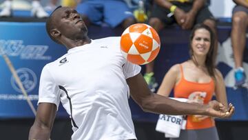 Bolt: "Como futbolista tal vez tendría el nivel de Rooney"