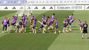 Los jugadores del Madrid, durante su último entrenamiento.