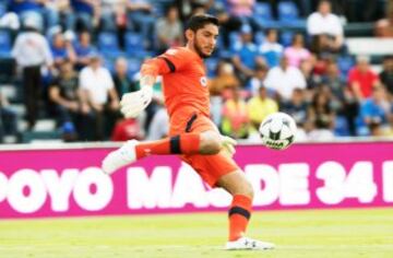 Actualmente, Jesús Corona defiende el arco de Cruz Azul y uno de su mayores logros como futbolista es el ostentar la medalla de oro de los Juegos Olímpicos de Londres 2012.