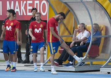 Deulofeu, Diego Costa y Villar.