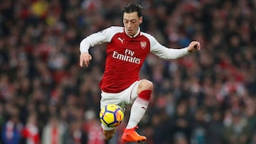 Mesut &Ouml;zil, en un partido con el Arsenal. 