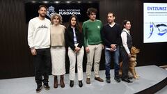 Remiro apadrina una iniciativa para que su madre vea mejor sus partidos