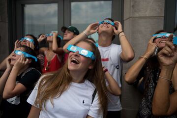 Nueva York también acogió numerosos lugares desde los que ver de la mejor forma el eclipse, como el observatorio situado en el Rockefeller Center.