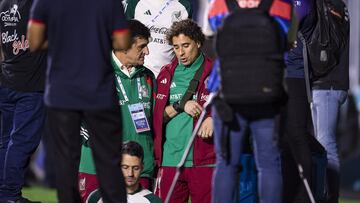 Guillermo Ochoa no abandonará la concentración a pesar de estar lesionado