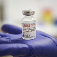 La eficacia de la tercera dosis se reduce a los cuatro meses, según los CDC