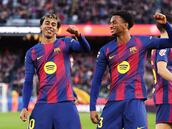 Lamine asedia a Messi y Mbappé