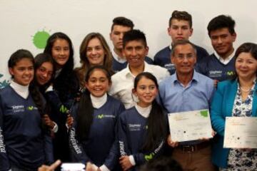 Nairo Quintana solidario