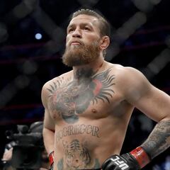 McGregor a Canelo Álvarez: “Te golpearía sin manos, no lo olvides”