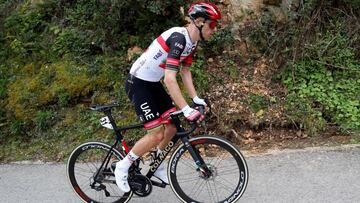 El ciclista portug&uacute;es del UE Team Emirates, Rui Costa, durante la primera etapa de la 100 edici&oacute;n de la Volta Ciclista a Catalu&ntilde;a.