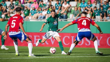 Manu Vallejo no está teniendo muchas oportunidades en LaLiga con el Racing de Ferrol.