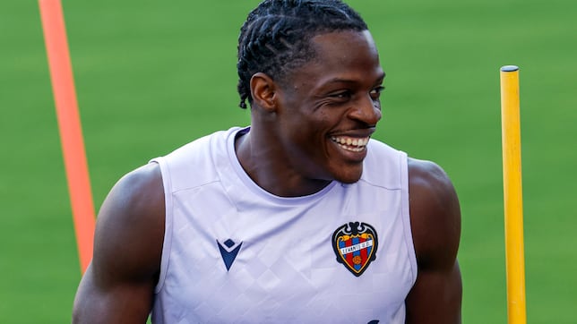 Etta Eyong emula a Mbappé