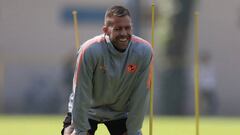 M&eacute;nez presume recuperaci&oacute;n con foto de entrenamiento