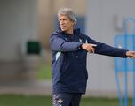 Pellegrini: “Jugar ante el Madrid es diferente, pero no es especial”