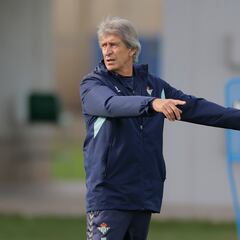 Pellegrini: “Jugar ante el Madrid es diferente, pero no es especial”