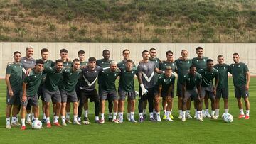 La AD Ceuta calienta motores.