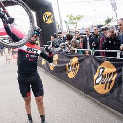 Carlos Coloma y Rocío del Alba se imponen en la primera etapa