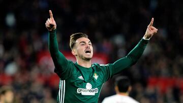 Fabián celebra su gol al Sevilla.