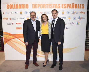 Fermín Cacho, Theresa Zabell y Abel Antón 