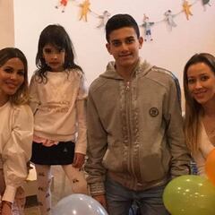 La familia de Reyes, más unida que nunca en el cumpleaños de su hija Triana